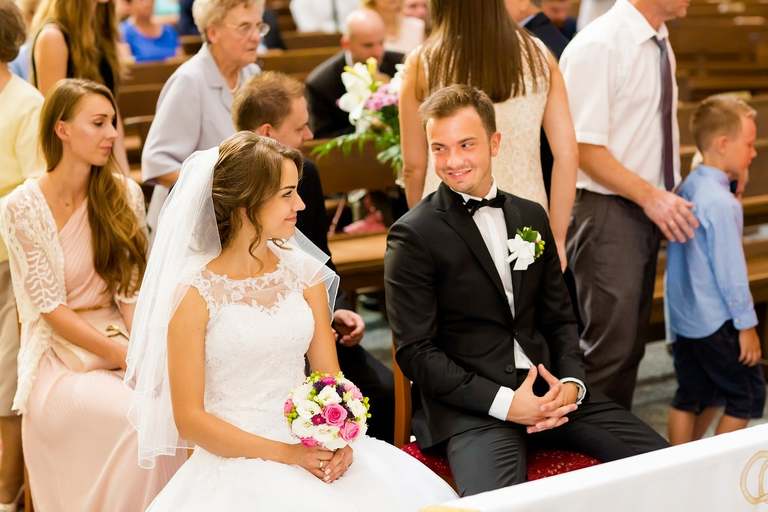 fotografia slubna slask, zdjecia slubne tychy, fotograf slubny pszczyna, zdjecia slubne slask, wesele markowy w pszczynie, slub w kosciele podwyzszenia krzyza w pszczynie, slub slask, zdjecia slubne katowice, dwoch fotografow na slub, fotografia slubna krakow, fotografia slubna bielsko, zdjecia slubne bielsko