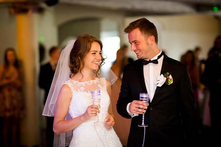 fotografia slubna slask, zdjecia slubne tychy, fotograf slubny pszczyna, zdjecia slubne slask, wesele markowy w pszczynie, slub w kosciele podwyzszenia krzyza w pszczynie, slub slask, zdjecia slubne katowice, dwoch fotografow na slub, fotografia slubna krakow, fotografia slubna bielsko, zdjecia slubne bielsko