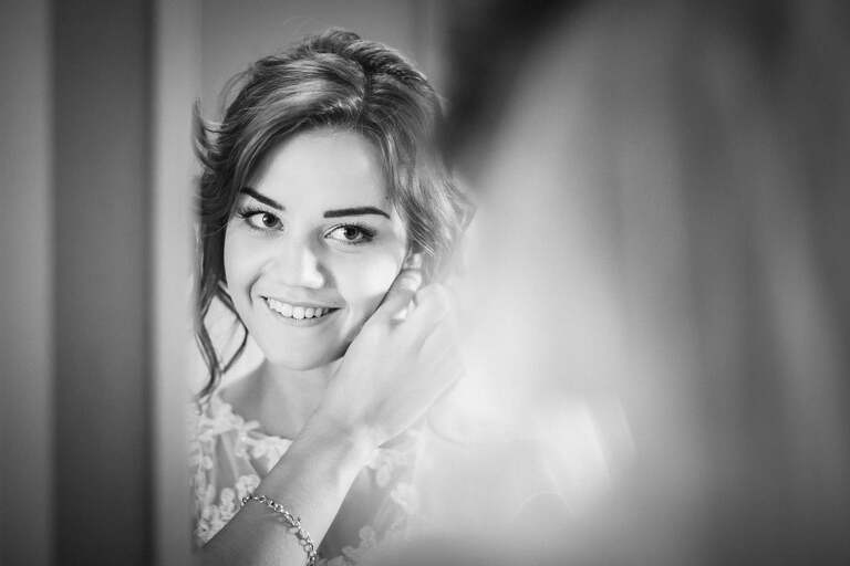 fotografia slubna slask, zdjecia slubne tychy, fotograf slubny pszczyna, zdjecia slubne slask, wesele markowy w pszczynie, slub w kosciele podwyzszenia krzyza w pszczynie, slub slask, zdjecia slubne katowice, dwoch fotografow na slub, fotografia slubna krakow, fotografia slubna bielsko, zdjecia slubne bielsko