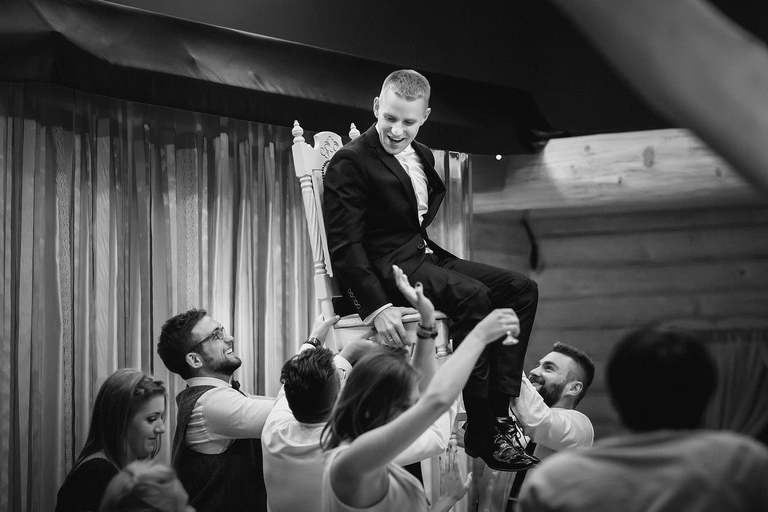 fotograf slubny czestochowa, fotografia slubna slask, fotografia slubna katowice, zdjecia slubne katowice, fotograf slubny katowice, zdjecia slubne czestochowa, fotografia slubna czestochowa, zdjecia slubne bielsko, wesele pod grzybkiem czestochowa, wesele pod grzybkiem zawady, fotograf slubny bielsko, zdjecia slubne slask, slub w kosciele sw otylii w redzinach, kosciol sw otylii redziny, dwoch fotografow na slub, fotografia slubna krakow, artystyczna fotografia slubna,