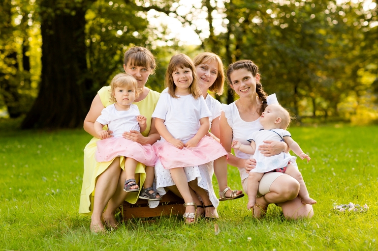 lifestylowa sesja rodzinna pszczyna, lifestylowe sesje rodzinne pszczyna, sesje dzieciece pszczyna, zdjecia dzieciece pszczyna, fotografia noworodkowa pszczyna, sesja rodzinna bielsko, fotografia rodzinna slask, zdjecia portretowe pszczyna, sesja portretowa bielsko, zdjecia w plenerze bielsko, rodzina w plenerze slask, fotografia dziecieca bielsko, zdjecia dzieci bielsko, fotografia rodzinna bielsko-biala, fotografia rodzinna slask, zdjecia ludzi slask, zdjecia dla rodzin, fotograf fotograf rodzinny slask, , fotograf czechowice, fotografia bielsko, zdjecia slask, www.magiaobrazu.com,