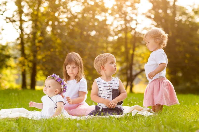 lifestylowa sesja rodzinna pszczyna, lifestylowe sesje rodzinne pszczyna, sesje dzieciece pszczyna, zdjecia dzieciece pszczyna, fotografia noworodkowa pszczyna, sesja rodzinna bielsko, fotografia rodzinna slask, zdjecia portretowe pszczyna, sesja portretowa bielsko, zdjecia w plenerze bielsko, rodzina w plenerze slask, fotografia dziecieca bielsko, zdjecia dzieci bielsko, fotografia rodzinna bielsko-biala, fotografia rodzinna slask, zdjecia ludzi slask, zdjecia dla rodzin, fotograf fotograf rodzinny slask, , fotograf czechowice, fotografia bielsko, zdjecia slask, www.magiaobrazu.com,