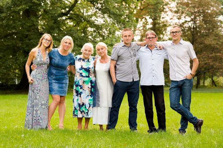 lifestylowa sesja rodzinna pszczyna, lifestylowe sesje rodzinne pszczyna, sesje rodzinne pszczyna, zdjecia rodzinne pszczyna, sesja rodzinna bielsko, fotografia rodzinna Ĺ›lÄ…sk, zdjÄ™cia portretowe pszczyna, sesja portretowa bielsko, zdjÄ™cia w plenerze bielsko, rodzina w plenerze slÄ…sk, fotografia rodzinna bielsko-biala, fotografia rodzinna slask, zdjecia ludzi slask, zdjecia dla rodzin, fotograf fotograf rodzinny slask, fotograf czechowice, fotografia bielsko, zdjecia slask, www.magiaobrazu.com,