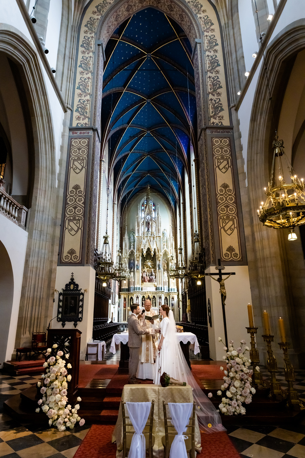 ślub u Dominikanów w Krakowie, zapowiedź fotografia ślubna Kraków Ola i Bernabe