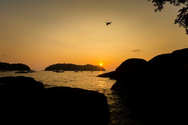 co zobaczyc w malezji, najlepsze miejsca w malezji, co odwiedzic w malezji, wakacje w malezji, malezja najlepsze miejsca, fotografie z podrozy, zdjecia z podrozy, zdjecia z malezjii, Tioman, Pangkor, Langkawi, Penang, fotografie z malezji, fotografia podroznicza, travel photography, travel photos, asia photos, malaysia, malaysiani photos, malaysia photography, malaysia travel, best places in malaysia, www.magiaobrazu.com, malezja, pinang, zdjecia z wakacji, zdjecia z azji, fotografie z azji, podroz po azji