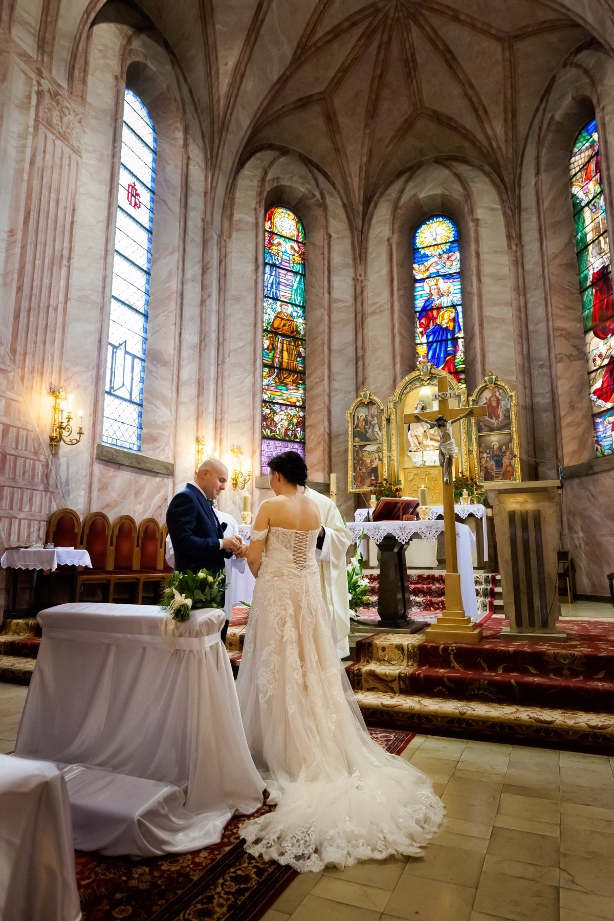 fotografia slubna slask, fotografia slubna katowice, zdjecia slubne katowice, fotograf slubny slask, fotograf na slub slask, dworek kociolek dobczyce, wesele w dworku kociolek w dobczycach, kosciol wspomozenia wiernych dobczyce, slub w kosciele wspomozenia wiernych w dobczycach, zdjecia slubne myslenice, fotografia slubna myslenice, fotograf slubny krakow, zdjecia slubne bielsko, zdjecia slubne mikolow, fotografia slubna bielsko, dwoch fotografow na slub, fotografia slubna krakow, fotograf na slub krakow, zdjecia slubne krakow,