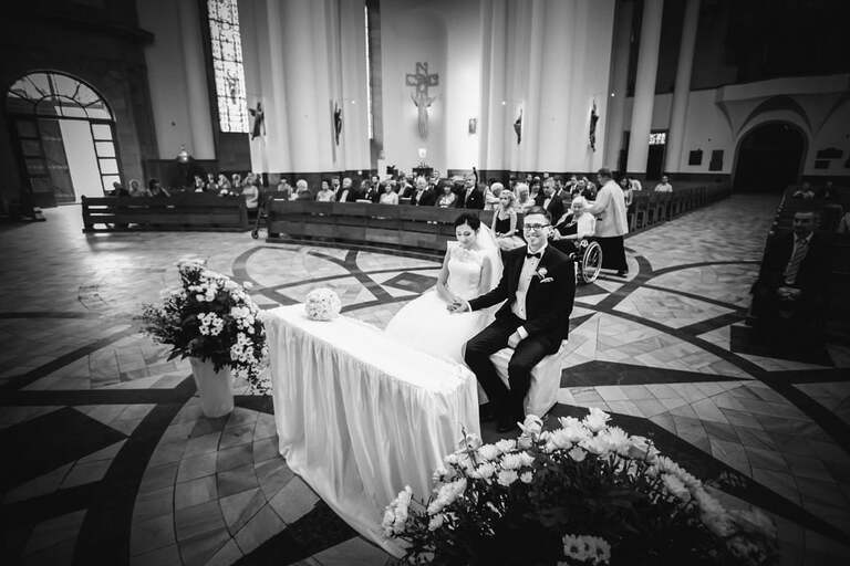 www.magiaobrazu.com, Anna i Jacek Bieniek, fotografia ślubna Katowice, fotografia ślubna śląsk, zdjęcia ślubne sosnowiec, fotograf ślubny śląsk, dwóch fotografów na ślub, fotograf czechowice, zdjęcia ślubne bielsko, fotografia ślubna bielsko, fotograf slubny katowice, archikatedra w katowicach, restauracja finezja kuznica podlesna,