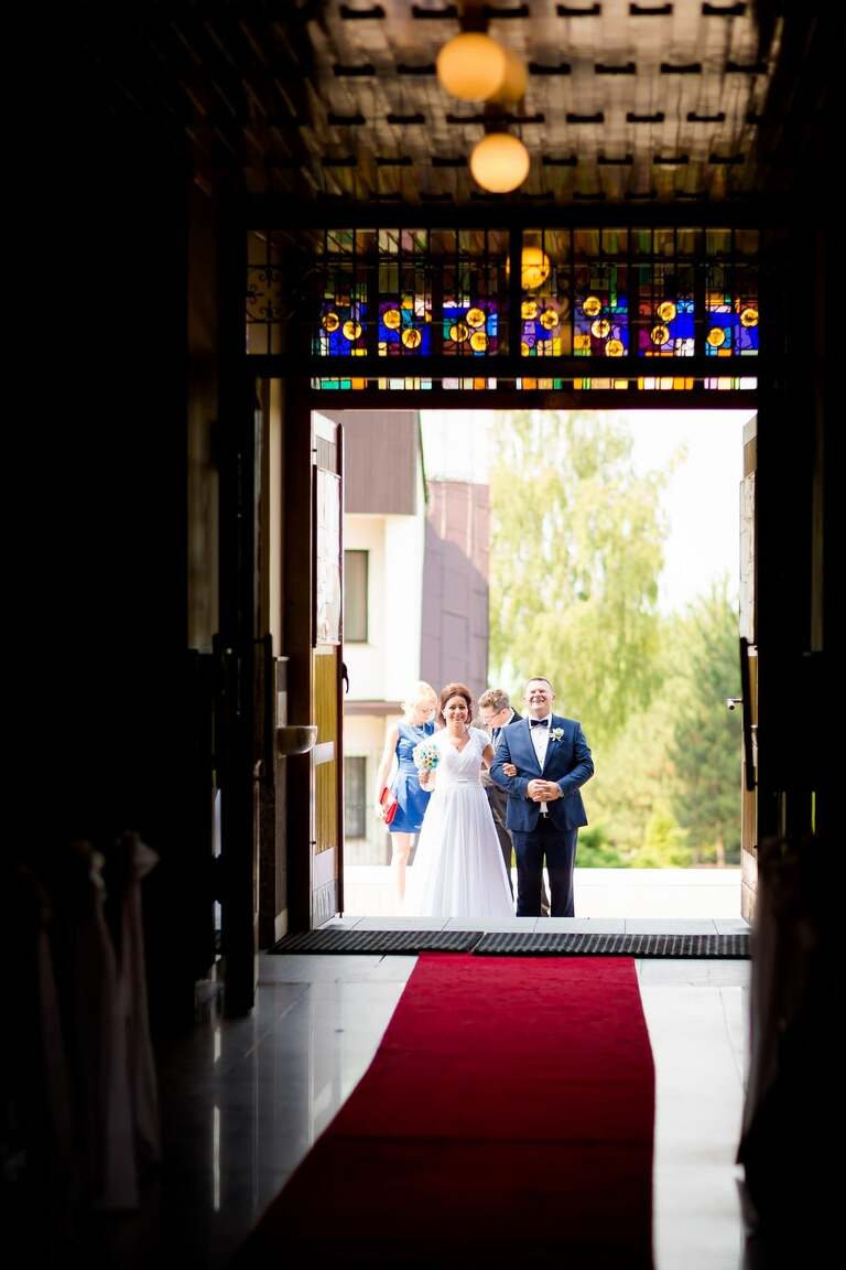 fotografia slubna slask, zdjecia slubne tychy, fotograf slubny tychy, zdjecia slubne slask, wesele aros tychy, slub w koscielew ledzinach, wesele w hotelu aros, slub slask, zdjecia slubne katowice, dwoch fotografow na slub, fotografia slubna krakow, fotografia slubna bielsko, zdjecia slubne bielsko