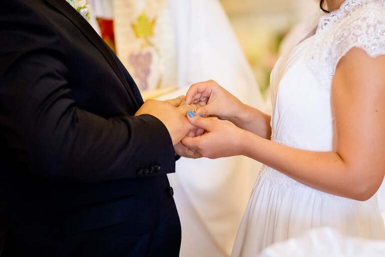 fotografia slubna slask, zdjecia slubne tychy, fotograf slubny tychy, zdjecia slubne slask, wesele aros tychy, slub w koscielew ledzinach, wesele w hotelu aros, slub slask, zdjecia slubne katowice, dwoch fotografow na slub, fotografia slubna krakow, fotografia slubna bielsko, zdjecia slubne bielsko