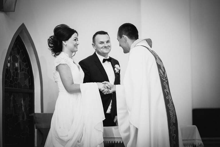 fotografia slubna slask, zdjecia slubne tychy, fotograf slubny tychy, zdjecia slubne slask, wesele aros tychy, slub w koscielew ledzinach, wesele w hotelu aros, slub slask, zdjecia slubne katowice, dwoch fotografow na slub, fotografia slubna krakow, fotografia slubna bielsko, zdjecia slubne bielsko