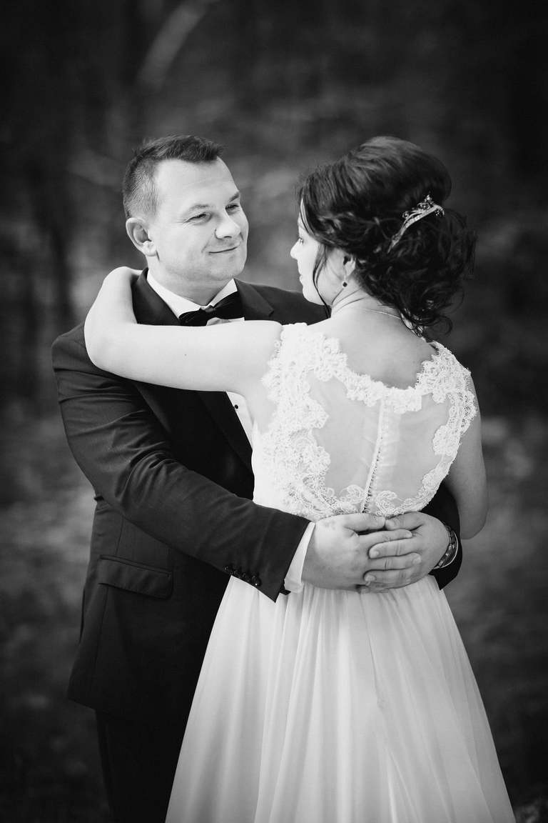 fotografia slubna slask, zdjecia slubne tychy, fotograf slubny tychy, zdjecia slubne slask, wesele aros tychy, slub w koscielew ledzinach, wesele w hotelu aros, slub slask, zdjecia slubne katowice, dwoch fotografow na slub, fotografia slubna krakow, fotografia slubna bielsko, zdjecia slubne bielsko