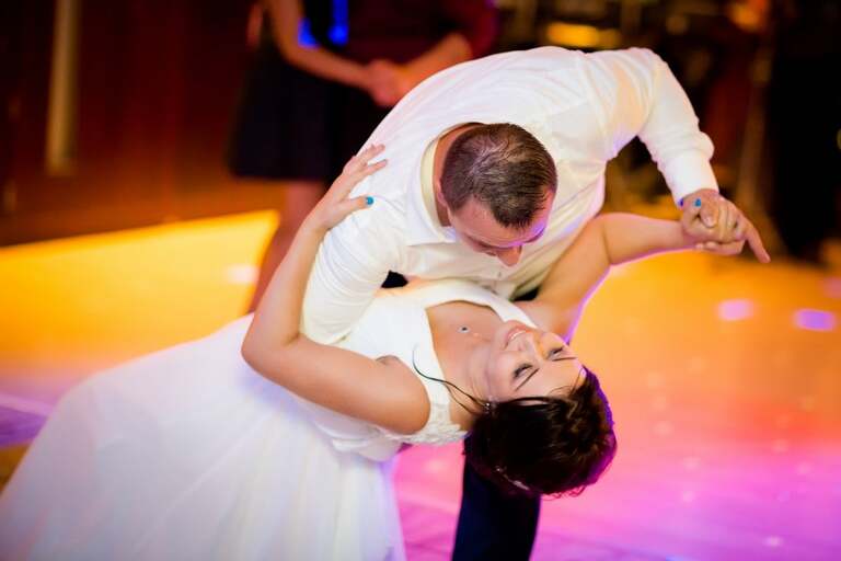 fotografia slubna slask, zdjecia slubne tychy, fotograf slubny tychy, zdjecia slubne slask, wesele aros tychy, slub w koscielew ledzinach, wesele w hotelu aros, slub slask, zdjecia slubne katowice, dwoch fotografow na slub, fotografia slubna krakow, fotografia slubna bielsko, zdjecia slubne bielsko