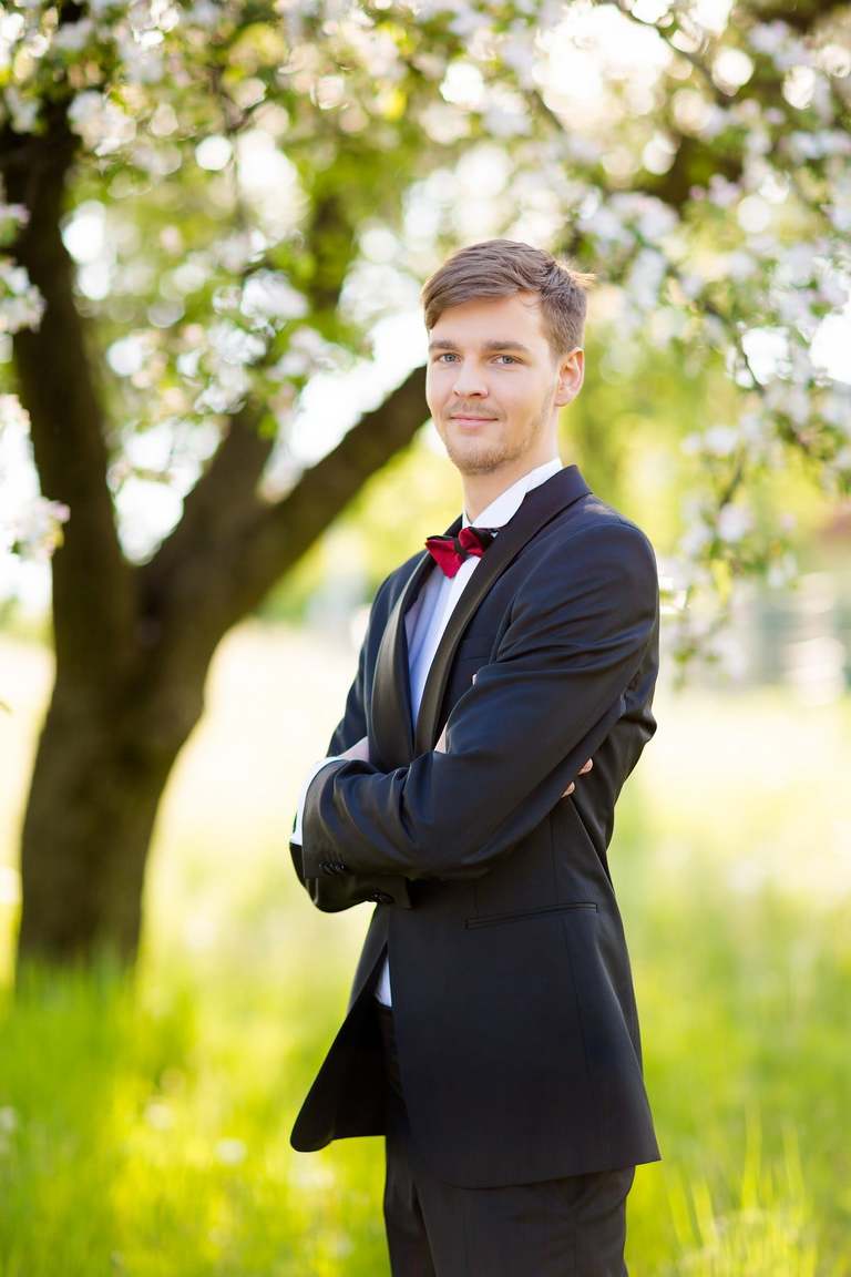 wiosenna sesja slubna, wiosenny plener slubny, sesja slubna w rzepaku, plener slubny rzepak, fotografia slubna krakow, zdjecia slubne krakow, plener slubny w lesie, www.magiaobrazu.com, fotografia slubna, romantyczna sesja slubna, fotografia ślubna, piekny plener slubny, piekna sesja slubna, fotograf ślubny Kraków, fotografowie ślubni, fotograf slask,dwóch fotografów na ślub, Anna i Jacek Bieniek, zdjęcia ślubne śląsk,