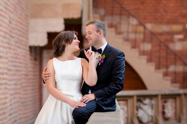 plener slubny w krakowie, sesja slubna w krakowie, fotografia slubna malopolska, zdjecia slubne malopolska, fotografia slubna krakow, zdjecia slubne w palacu radziwillow, sesja slubna palac radziwillow w balicach, sesja slubna na krakowskim rynku, plener slubny kopiec kraka, sesja slubna koiec krakusa, zdjecia slubne krakow, fotograf slubny krakow, dwoch fotografow na slub, zdjecia slubne cieszyn, sesja slubna na wawelu, plener fotografia slubna cieszyn