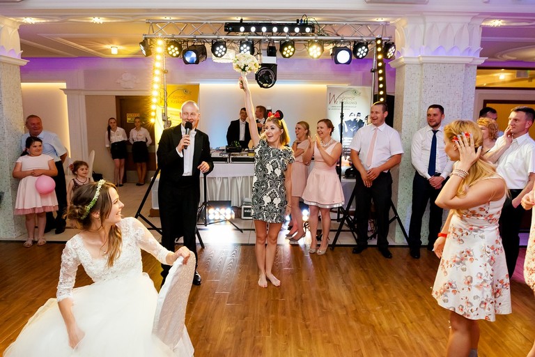 fotografia slubna, fotografia slubna krakow, zdjecia slubne krakow, fotograf slubny krakow, fotograf na wesele krakow, slub w Opactwie Benedyktynow w Tyncu, slub klasztor Tyniec, wesele Kasztel Kajasowka w Rybnej, wesele w Kajasowce Rybna, zdjecia slubne bielsko, fotograf slubny bielsko, www.magiaobrazu.com, zdjecia slubne bielsko, fotografia slubna slask, fotograf cieszyn, zdjecia slubne cieszyn