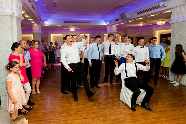 fotografia slubna, fotografia slubna krakow, zdjecia slubne krakow, fotograf slubny krakow, fotograf na wesele krakow, slub w Opactwie Benedyktynow w Tyncu, slub klasztor Tyniec, wesele Kasztel Kajasowka w Rybnej, wesele w Kajasowce Rybna, zdjecia slubne bielsko, fotograf slubny bielsko, www.magiaobrazu.com, zdjecia slubne bielsko, fotografia slubna slask, fotograf cieszyn, zdjecia slubne cieszyn