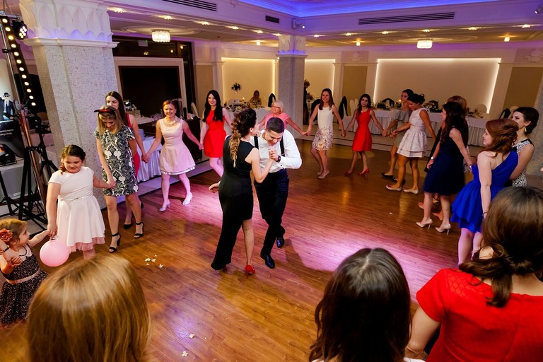 fotografia slubna, fotografia slubna krakow, zdjecia slubne krakow, fotograf slubny krakow, fotograf na wesele krakow, slub w Opactwie Benedyktynow w Tyncu, slub klasztor Tyniec, wesele Kasztel Kajasowka w Rybnej, wesele w Kajasowce Rybna, zdjecia slubne bielsko, fotograf slubny bielsko, www.magiaobrazu.com, zdjecia slubne bielsko, fotografia slubna slask, fotograf cieszyn, zdjecia slubne cieszyn