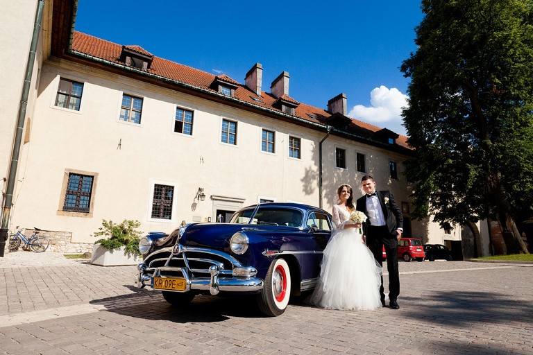 fotografia slubna, fotografia slubna krakow, zdjecia slubne krakow, fotograf slubny krakow, fotograf na wesele krakow, slub w Opactwie Benedyktynow w Tyncu, slub klasztor Tyniec, wesele Kasztel Kajasowka w Rybnej, wesele w Kajasowce Rybna, zdjecia slubne bielsko, fotograf slubny bielsko, www.magiaobrazu.com, zdjecia slubne bielsko, fotografia slubna slask, fotograf cieszyn, zdjecia slubne cieszyn