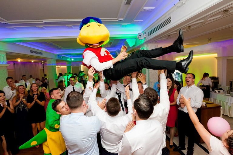 fotografia slubna, fotografia slubna krakow, zdjecia slubne krakow, fotograf slubny krakow, fotograf na wesele krakow, slub w Opactwie Benedyktynow w Tyncu, slub klasztor Tyniec, wesele Kasztel Kajasowka w Rybnej, wesele w Kajasowce Rybna, zdjecia slubne bielsko, fotograf slubny bielsko, www.magiaobrazu.com, zdjecia slubne bielsko, fotografia slubna slask, fotograf cieszyn, zdjecia slubne cieszyn