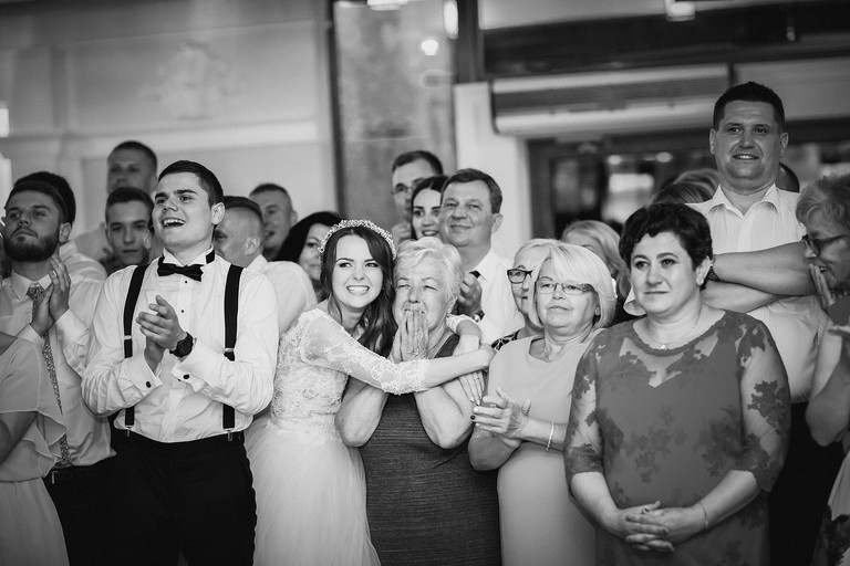 fotografia slubna, fotografia slubna krakow, zdjecia slubne krakow, fotograf slubny krakow, fotograf na wesele krakow, slub w Opactwie Benedyktynow w Tyncu, slub klasztor Tyniec, wesele Kasztel Kajasowka w Rybnej, wesele w Kajasowce Rybna, zdjecia slubne bielsko, fotograf slubny bielsko, www.magiaobrazu.com, zdjecia slubne bielsko, fotografia slubna slask, fotograf cieszyn, zdjecia slubne cieszyn