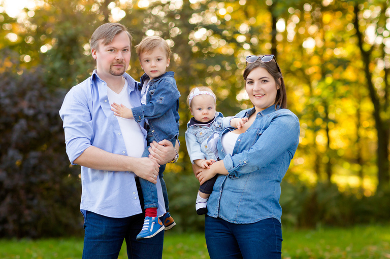 lifestylowa sesja rodzinna pszczyna, lifestylowe sesje rodzinne pszczyna, sesje dzieciece pszczyna, zdjecia dzieciece pszczyna, fotografia noworodkowa pszczyna, sesja rodzinna bielsko, fotografia rodzinna slask, zdjecia portretowe pszczyna, sesja portretowa bielsko, zdjecia w plenerze bielsko, rodzina w plenerze slask, fotografia dziecieca bielsko, zdjecia dzieci bielsko, fotografia rodzinna bielsko-biala, fotografia rodzinna slask, zdjecia ludzi slask, zdjecia dla rodzin, fotograf fotograf rodzinny slask, , fotograf czechowice, fotografia bielsko, zdjecia slask, www.magiaobrazu.com,