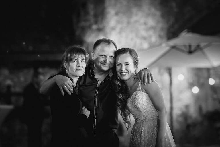 slub w ogrodziencu, wesele w ogrodziencu, wesele na zamku slask, slub na zamku, wyjatkowy slub, oryginalne miejsce na slub slask, slub ogrodzieniec, wesele ogrodzieniec, magia obrazu, ceremonia slubna w plenerze slask, slub w plenerze slask, organizacja slubu czyni cuda, zdjecia slubne bielsko, fotograf slubny bielsko, fotografia slubna cieszyn, slub plenerowy slask, najlepsza fotografia slubna slask, www.magiaobrazu.com, zdjecia slubne bielsko, fotografia slubna slask, zdjecia slubne zywiec, zdjecia slubne cieszyn, dwoch fotografow na slub, zdjecia slubne slask,