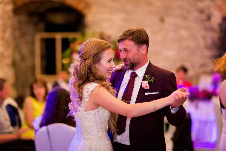 slub w ogrodziencu, wesele w ogrodziencu, wesele na zamku slask, slub na zamku, wyjatkowy slub, oryginalne miejsce na slub slask, slub ogrodzieniec, wesele ogrodzieniec, magia obrazu, ceremonia slubna w plenerze slask, slub w plenerze slask, organizacja slubu czyni cuda, zdjecia slubne bielsko, fotograf slubny bielsko, fotografia slubna cieszyn, slub plenerowy slask, najlepsza fotografia slubna slask, www.magiaobrazu.com, zdjecia slubne bielsko, fotografia slubna slask, zdjecia slubne zywiec, zdjecia slubne cieszyn, dwoch fotografow na slub, zdjecia slubne slask,