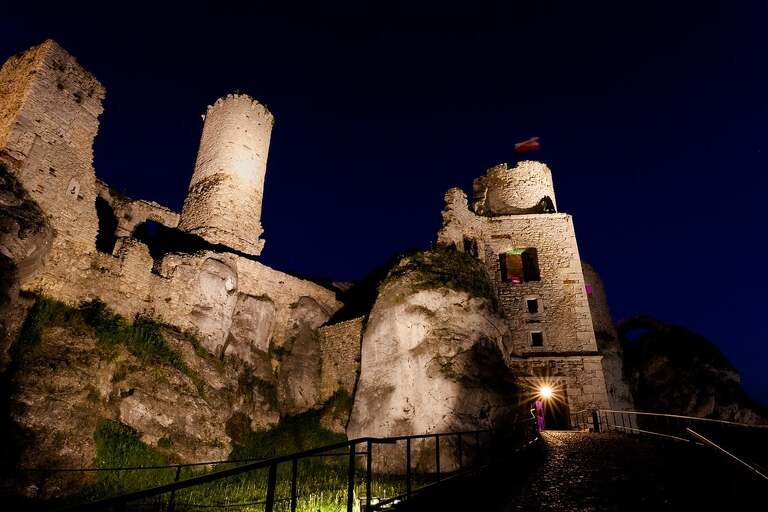 slub w ogrodziencu, wesele w ogrodziencu, wesele na zamku slask, slub na zamku, wyjatkowy slub, oryginalne miejsce na slub slask, slub ogrodzieniec, wesele ogrodzieniec, magia obrazu, ceremonia slubna w plenerze slask, slub w plenerze slask, organizacja slubu czyni cuda, zdjecia slubne bielsko, fotograf slubny bielsko, fotografia slubna cieszyn, slub plenerowy slask, najlepsza fotografia slubna slask, www.magiaobrazu.com, zdjecia slubne bielsko, fotografia slubna slask, zdjecia slubne zywiec, zdjecia slubne cieszyn, dwoch fotografow na slub, zdjecia slubne slask,