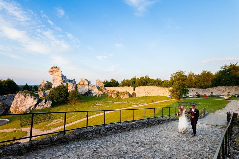 slub w ogrodziencu, wesele w ogrodziencu, wesele na zamku slask, slub na zamku, wyjatkowy slub, oryginalne miejsce na slub slask, slub ogrodzieniec, wesele ogrodzieniec, magia obrazu, ceremonia slubna w plenerze slask, slub w plenerze slask, organizacja slubu czyni cuda, zdjecia slubne bielsko, fotograf slubny bielsko, fotografia slubna cieszyn, slub plenerowy slask, najlepsza fotografia slubna slask, www.magiaobrazu.com, zdjecia slubne bielsko, fotografia slubna slask, zdjecia slubne zywiec, zdjecia slubne cieszyn, dwoch fotografow na slub, zdjecia slubne slask,
