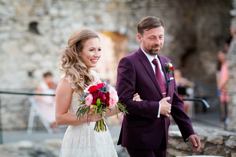 slub w ogrodziencu, wesele w ogrodziencu, wesele na zamku slask, slub na zamku, wyjatkowy slub, oryginalne miejsce na slub slask, slub ogrodzieniec, wesele ogrodzieniec, magia obrazu, ceremonia slubna w plenerze slask, slub w plenerze slask, organizacja slubu czyni cuda, zdjecia slubne bielsko, fotograf slubny bielsko, fotografia slubna cieszyn, slub plenerowy slask, najlepsza fotografia slubna slask, www.magiaobrazu.com, zdjecia slubne bielsko, fotografia slubna slask, zdjecia slubne zywiec, zdjecia slubne cieszyn, dwoch fotografow na slub, zdjecia slubne slask,