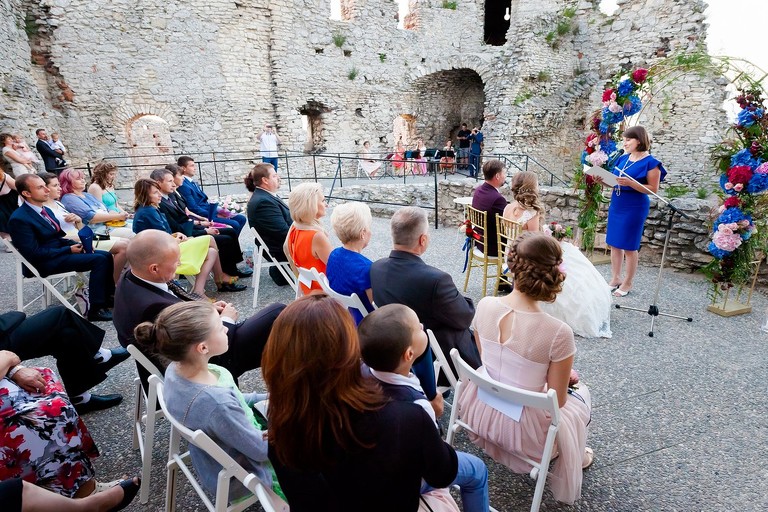 slub w ogrodziencu, wesele w ogrodziencu, wesele na zamku slask, slub na zamku, wyjatkowy slub, oryginalne miejsce na slub slask, slub ogrodzieniec, wesele ogrodzieniec, magia obrazu, ceremonia slubna w plenerze slask, slub w plenerze slask, organizacja slubu czyni cuda, zdjecia slubne bielsko, fotograf slubny bielsko, fotografia slubna cieszyn, slub plenerowy slask, najlepsza fotografia slubna slask, www.magiaobrazu.com, zdjecia slubne bielsko, fotografia slubna slask, zdjecia slubne zywiec, zdjecia slubne cieszyn, dwoch fotografow na slub, zdjecia slubne slask,