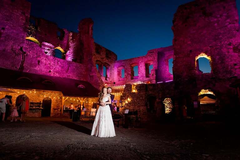 slub w ogrodziencu, wesele w ogrodziencu, wesele na zamku slask, slub na zamku, wyjatkowy slub, oryginalne miejsce na slub slask, slub ogrodzieniec, wesele ogrodzieniec, magia obrazu, ceremonia slubna w plenerze slask, slub w plenerze slask, organizacja slubu czyni cuda, zdjecia slubne bielsko, fotograf slubny bielsko, fotografia slubna cieszyn, slub plenerowy slask, najlepsza fotografia slubna slask, www.magiaobrazu.com, zdjecia slubne bielsko, fotografia slubna slask, zdjecia slubne zywiec, zdjecia slubne cieszyn, dwoch fotografow na slub, zdjecia slubne slask,