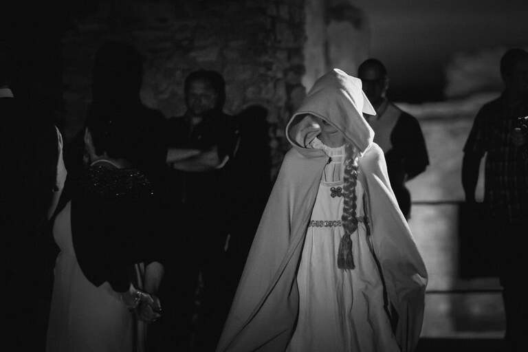 slub w ogrodziencu, wesele w ogrodziencu, wesele na zamku slask, slub na zamku, wyjatkowy slub, oryginalne miejsce na slub slask, slub ogrodzieniec, wesele ogrodzieniec, magia obrazu, ceremonia slubna w plenerze slask, slub w plenerze slask, organizacja slubu czyni cuda, zdjecia slubne bielsko, fotograf slubny bielsko, fotografia slubna cieszyn, slub plenerowy slask, najlepsza fotografia slubna slask, www.magiaobrazu.com, zdjecia slubne bielsko, fotografia slubna slask, zdjecia slubne zywiec, zdjecia slubne cieszyn, dwoch fotografow na slub, zdjecia slubne slask,