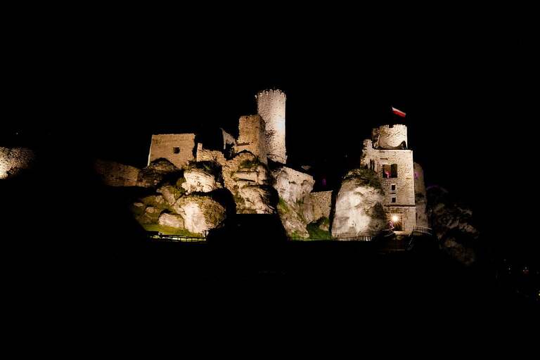 slub w ogrodziencu, wesele w ogrodziencu, wesele na zamku slask, slub na zamku, wyjatkowy slub, oryginalne miejsce na slub slask, slub ogrodzieniec, wesele ogrodzieniec, magia obrazu, ceremonia slubna w plenerze slask, slub w plenerze slask, organizacja slubu czyni cuda, zdjecia slubne bielsko, fotograf slubny bielsko, fotografia slubna cieszyn, slub plenerowy slask, najlepsza fotografia slubna slask, www.magiaobrazu.com, zdjecia slubne bielsko, fotografia slubna slask, zdjecia slubne zywiec, zdjecia slubne cieszyn, dwoch fotografow na slub, zdjecia slubne slask,