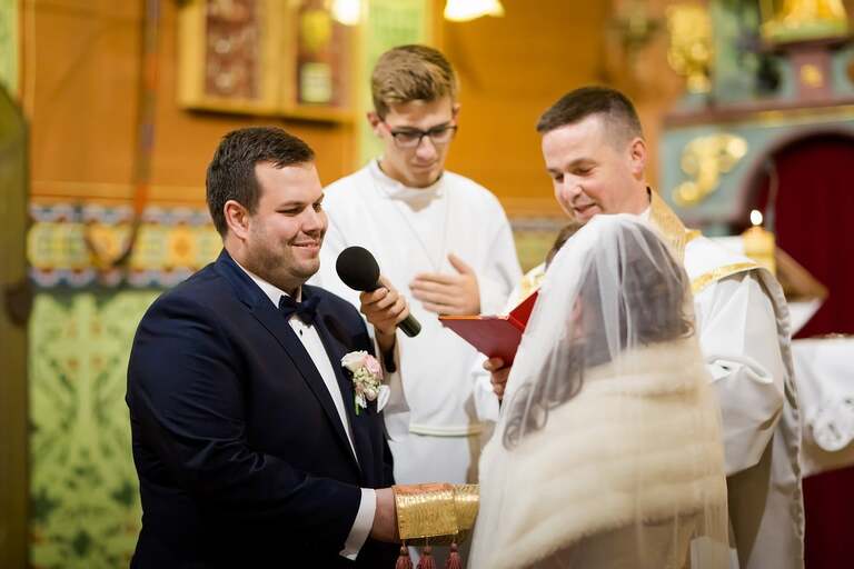 fotografia slubna czechowice, zdjecia slubne czechowice, fotograf slubny slask, slub w kosciele sw marcina w brzeszczach, zabytkowy kosciol drewniany brzeszcze, slub w drewnianym kosciele brzeszcze, wesele dworek cynkownia w czechowicach, wesele w cynkowni czechowice, dworek stara cynkownia, fotografia slubna katowice, zdjecia slubne katowice, zdjecia slubne zywiec, fotografia slubna, zdjecia slubne bielsko, fotograf slubny bielsko, fotograf slubny cieszyn, fotografia slubna cieszyn, www.magiaobrazu.com, zdjecia slubne bielsko, fotografia slubna slask, zdjecia slubne zywiec, zdjecia slubne cieszyn, dwoch fotografow na slub, zdjecia slubne slask,