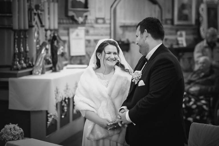 fotografia slubna czechowice, zdjecia slubne czechowice, fotograf slubny slask, slub w kosciele sw marcina w brzeszczach, zabytkowy kosciol drewniany brzeszcze, slub w drewnianym kosciele brzeszcze, wesele dworek cynkownia w czechowicach, wesele w cynkowni czechowice, dworek stara cynkownia, fotografia slubna katowice, zdjecia slubne katowice, zdjecia slubne zywiec, fotografia slubna, zdjecia slubne bielsko, fotograf slubny bielsko, fotograf slubny cieszyn, fotografia slubna cieszyn, www.magiaobrazu.com, zdjecia slubne bielsko, fotografia slubna slask, zdjecia slubne zywiec, zdjecia slubne cieszyn, dwoch fotografow na slub, zdjecia slubne slask,