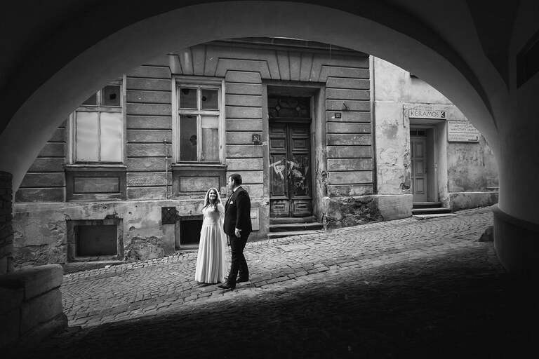 zdjecia slubne zywiec, romantyczny plener slubny, sesja slubna bielsko, plener slubny bielsko, fotograf slubny bielsko, plener slubny w lesie slask, sesja slubna w lesie slask, plener slubny las slask, sesja slubna nad jeziorem slask, fotografia slubna slask, zdjecia slubne slask, fotografia slubna katowice, zdjecia slubne katowice, romantyczna sesja slubna slask, zdjecia slubne bielsko, fotografia slubna bielsko, oryginalny plener slubny, oryginalna sesja slubna, www.magiaobrazu.com, Anna i Jacek Bieniek,