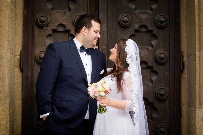 zdjecia slubne zywiec, romantyczny plener slubny, sesja slubna bielsko, plener slubny bielsko, fotograf slubny bielsko, plener slubny w lesie slask, sesja slubna w lesie slask, plener slubny las slask, sesja slubna nad jeziorem slask, fotografia slubna slask, zdjecia slubne slask, fotografia slubna katowice, zdjecia slubne katowice, romantyczna sesja slubna slask, zdjecia slubne bielsko, fotografia slubna bielsko, oryginalny plener slubny, oryginalna sesja slubna, www.magiaobrazu.com, Anna i Jacek Bieniek,