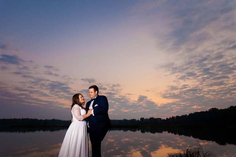 zdjecia slubne zywiec, romantyczny plener slubny, sesja slubna bielsko, plener slubny bielsko, fotograf slubny bielsko, plener slubny w lesie slask, sesja slubna w lesie slask, plener slubny las slask, sesja slubna nad jeziorem slask, fotografia slubna slask, zdjecia slubne slask, fotografia slubna katowice, zdjecia slubne katowice, romantyczna sesja slubna slask, zdjecia slubne bielsko, fotografia slubna bielsko, oryginalny plener slubny, oryginalna sesja slubna, www.magiaobrazu.com, Anna i Jacek Bieniek,