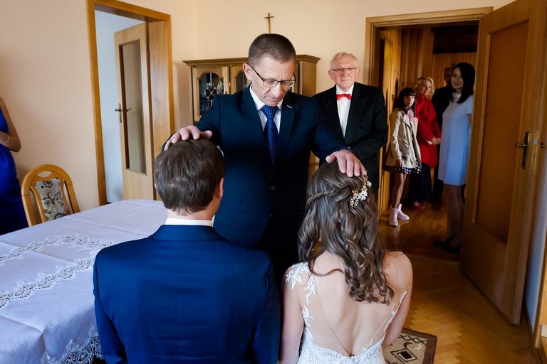 fotografia slubna jastrzebie, zdjecia slubne jastrzebie, fotograf slubny jastrzebie, fotografia slubna slask, fotografia slubna katowice, zdjecia slubne katowice, fotograf slubny katowice, zdjecia slubne bielsko, zdjecia slubne pawlowice, fotografia slubna pawlowice, slub w listopadzie, zdjecia slubne zory, fotografia slubna bielsko, wesele kompleks Dabrowka w Jastrzebiu, wesele w dabrowce jatrzebie,dwoch fotografow na slub, fotografia slubna krakow,