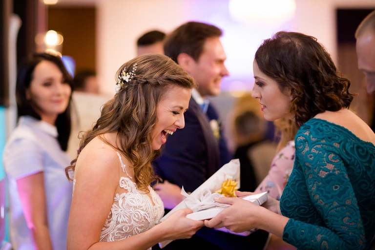 fotografia slubna jastrzebie, zdjecia slubne jastrzebie, fotograf slubny jastrzebie, fotografia slubna slask, fotografia slubna katowice, zdjecia slubne katowice, fotograf slubny katowice, zdjecia slubne bielsko, zdjecia slubne pawlowice, fotografia slubna pawlowice, slub w listopadzie, zdjecia slubne zory, fotografia slubna bielsko, wesele kompleks Dabrowka w Jastrzebiu, wesele w dabrowce jatrzebie,dwoch fotografow na slub, fotografia slubna krakow,