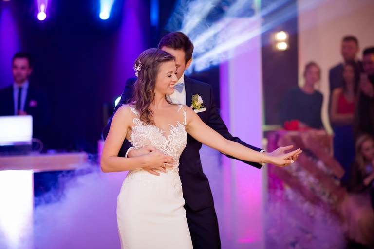 fotografia slubna jastrzebie, zdjecia slubne jastrzebie, fotograf slubny jastrzebie, fotografia slubna slask, fotografia slubna katowice, zdjecia slubne katowice, fotograf slubny katowice, zdjecia slubne bielsko, zdjecia slubne pawlowice, fotografia slubna pawlowice, slub w listopadzie, zdjecia slubne zory, fotografia slubna bielsko, wesele kompleks Dabrowka w Jastrzebiu, wesele w dabrowce jatrzebie,dwoch fotografow na slub, fotografia slubna krakow,