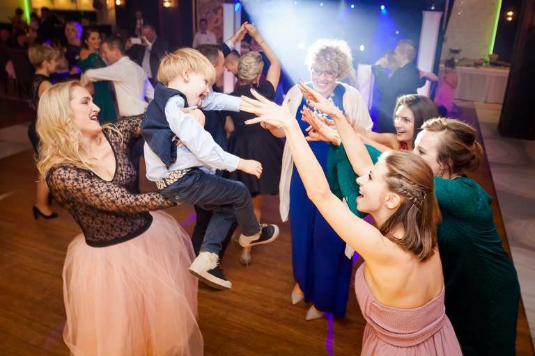 fotografia slubna jastrzebie, zdjecia slubne jastrzebie, fotograf slubny jastrzebie, fotografia slubna slask, fotografia slubna katowice, zdjecia slubne katowice, fotograf slubny katowice, zdjecia slubne bielsko, zdjecia slubne pawlowice, fotografia slubna pawlowice, slub w listopadzie, zdjecia slubne zory, fotografia slubna bielsko, wesele kompleks Dabrowka w Jastrzebiu, wesele w dabrowce jatrzebie,dwoch fotografow na slub, fotografia slubna krakow,