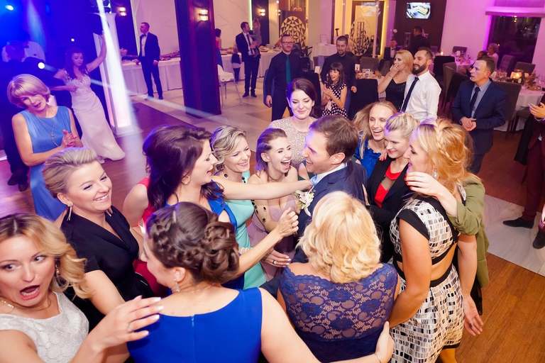 fotografia slubna jastrzebie, zdjecia slubne jastrzebie, fotograf slubny jastrzebie, fotografia slubna slask, fotografia slubna katowice, zdjecia slubne katowice, fotograf slubny katowice, zdjecia slubne bielsko, zdjecia slubne pawlowice, fotografia slubna pawlowice, slub w listopadzie, zdjecia slubne zory, fotografia slubna bielsko, wesele kompleks Dabrowka w Jastrzebiu, wesele w dabrowce jatrzebie,dwoch fotografow na slub, fotografia slubna krakow,