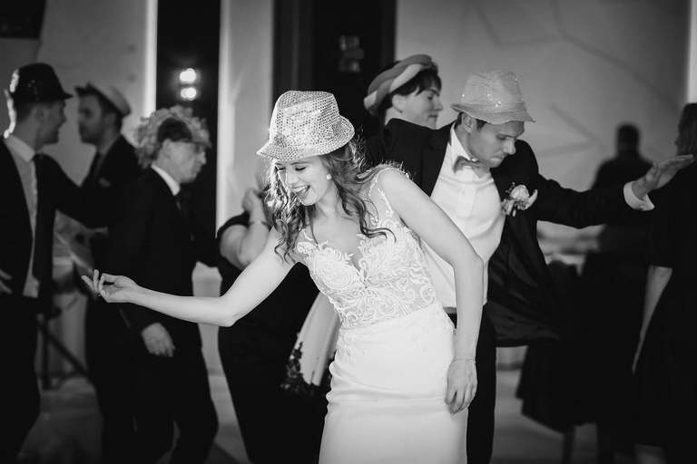 fotografia slubna jastrzebie, zdjecia slubne jastrzebie, fotograf slubny jastrzebie, fotografia slubna slask, fotografia slubna katowice, zdjecia slubne katowice, fotograf slubny katowice, zdjecia slubne bielsko, zdjecia slubne pawlowice, fotografia slubna pawlowice, slub w listopadzie, zdjecia slubne zory, fotografia slubna bielsko, wesele kompleks Dabrowka w Jastrzebiu, wesele w dabrowce jatrzebie,dwoch fotografow na slub, fotografia slubna krakow,