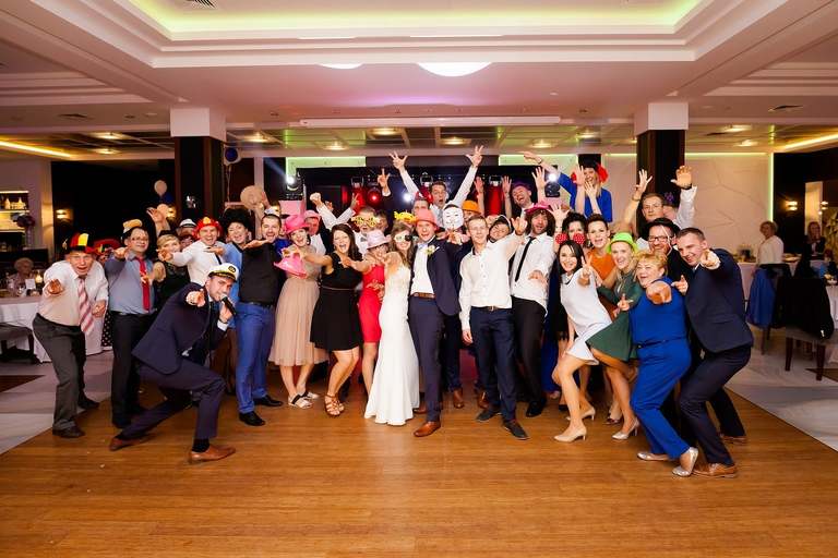 fotografia slubna jastrzebie, zdjecia slubne jastrzebie, fotograf slubny jastrzebie, fotografia slubna slask, fotografia slubna katowice, zdjecia slubne katowice, fotograf slubny katowice, zdjecia slubne bielsko, zdjecia slubne pawlowice, fotografia slubna pawlowice, slub w listopadzie, zdjecia slubne zory, fotografia slubna bielsko, wesele kompleks Dabrowka w Jastrzebiu, wesele w dabrowce jatrzebie,dwoch fotografow na slub, fotografia slubna krakow,