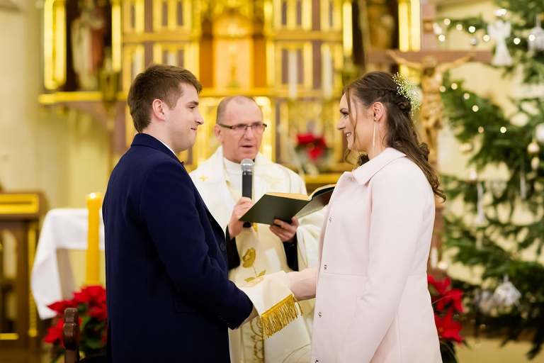 fotografia slubna bielsko, zdjecia slubne bielsko, fotograf slubny slask, zdjecia slubne slask, slub w kosciele w kobiorze, wesele pszczyna, wesele styl 70, hotel styl 70 pszczyna, fotografia slubna zory, zdjecia slubne zory, fotografia slubna katowice, zdjecia slubne katowice, zdjecia slubne zywiec, fotografia slubna, zdjecia slubne bielsko, fotograf slubny bielsko, fotograf slubny cieszyn, fotografia slubna cieszyn, www.magiaobrazu.com, zdjecia slubne czechowice, fotografia slubna slask, zdjecia slubne zywiec, zdjecia slubne cieszyn, dwoch fotografow na slub,