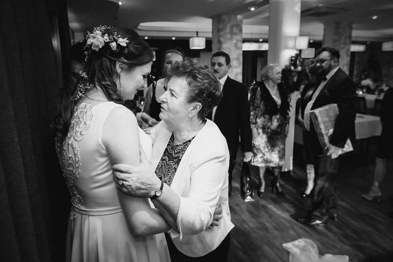 fotografia slubna bielsko, zdjecia slubne bielsko, fotograf slubny slask, zdjecia slubne slask, slub w kosciele w kobiorze, wesele pszczyna, wesele styl 70, hotel styl 70 pszczyna, fotografia slubna zory, zdjecia slubne zory, fotografia slubna katowice, zdjecia slubne katowice, zdjecia slubne zywiec, fotografia slubna, zdjecia slubne bielsko, fotograf slubny bielsko, fotograf slubny cieszyn, fotografia slubna cieszyn, www.magiaobrazu.com, zdjecia slubne czechowice, fotografia slubna slask, zdjecia slubne zywiec, zdjecia slubne cieszyn, dwoch fotografow na slub,