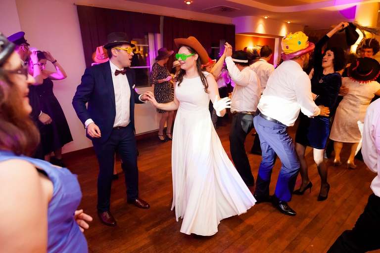 fotografia slubna bielsko, zdjecia slubne bielsko, fotograf slubny slask, zdjecia slubne slask, slub w kosciele w kobiorze, wesele pszczyna, wesele styl 70, hotel styl 70 pszczyna, fotografia slubna zory, zdjecia slubne zory, fotografia slubna katowice, zdjecia slubne katowice, zdjecia slubne zywiec, fotografia slubna, zdjecia slubne bielsko, fotograf slubny bielsko, fotograf slubny cieszyn, fotografia slubna cieszyn, www.magiaobrazu.com, zdjecia slubne czechowice, fotografia slubna slask, zdjecia slubne zywiec, zdjecia slubne cieszyn, dwoch fotografow na slub,