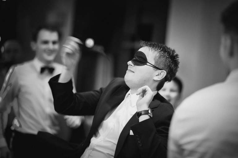 fotografia slubna bielsko, zdjecia slubne bielsko, fotograf slubny slask, zdjecia slubne slask, slub w kosciele w kobiorze, wesele pszczyna, wesele styl 70, hotel styl 70 pszczyna, fotografia slubna zory, zdjecia slubne zory, fotografia slubna katowice, zdjecia slubne katowice, zdjecia slubne zywiec, fotografia slubna, zdjecia slubne bielsko, fotograf slubny bielsko, fotograf slubny cieszyn, fotografia slubna cieszyn, www.magiaobrazu.com, zdjecia slubne czechowice, fotografia slubna slask, zdjecia slubne zywiec, zdjecia slubne cieszyn, dwoch fotografow na slub,